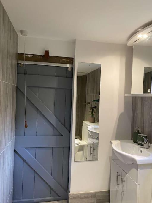 Cosy 1 Bedroom Country Lodge With Free Parking Watlington  Zewnętrze zdjęcie